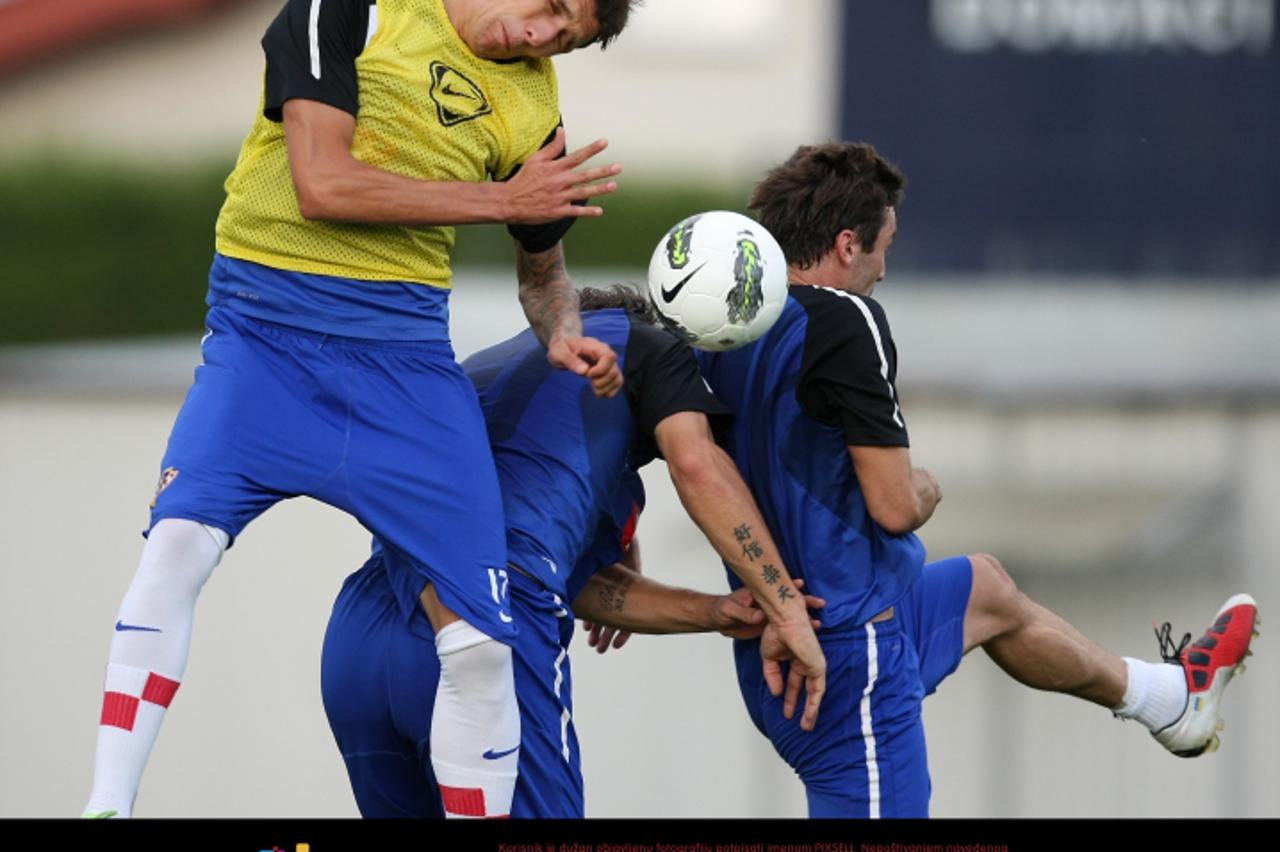 '05.09.2011., Brezice,Slovenija - Trening hrvatske nogometne reprezentacije uoci kvlifikacijske utakmice sa Izraelom.Mario Mandzukic. Photo: Jurica Galoic/PIXSELL'