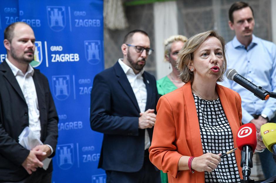 Zagreb: Konferencija za medije gradonačelnika Tomaševića i zamjenika