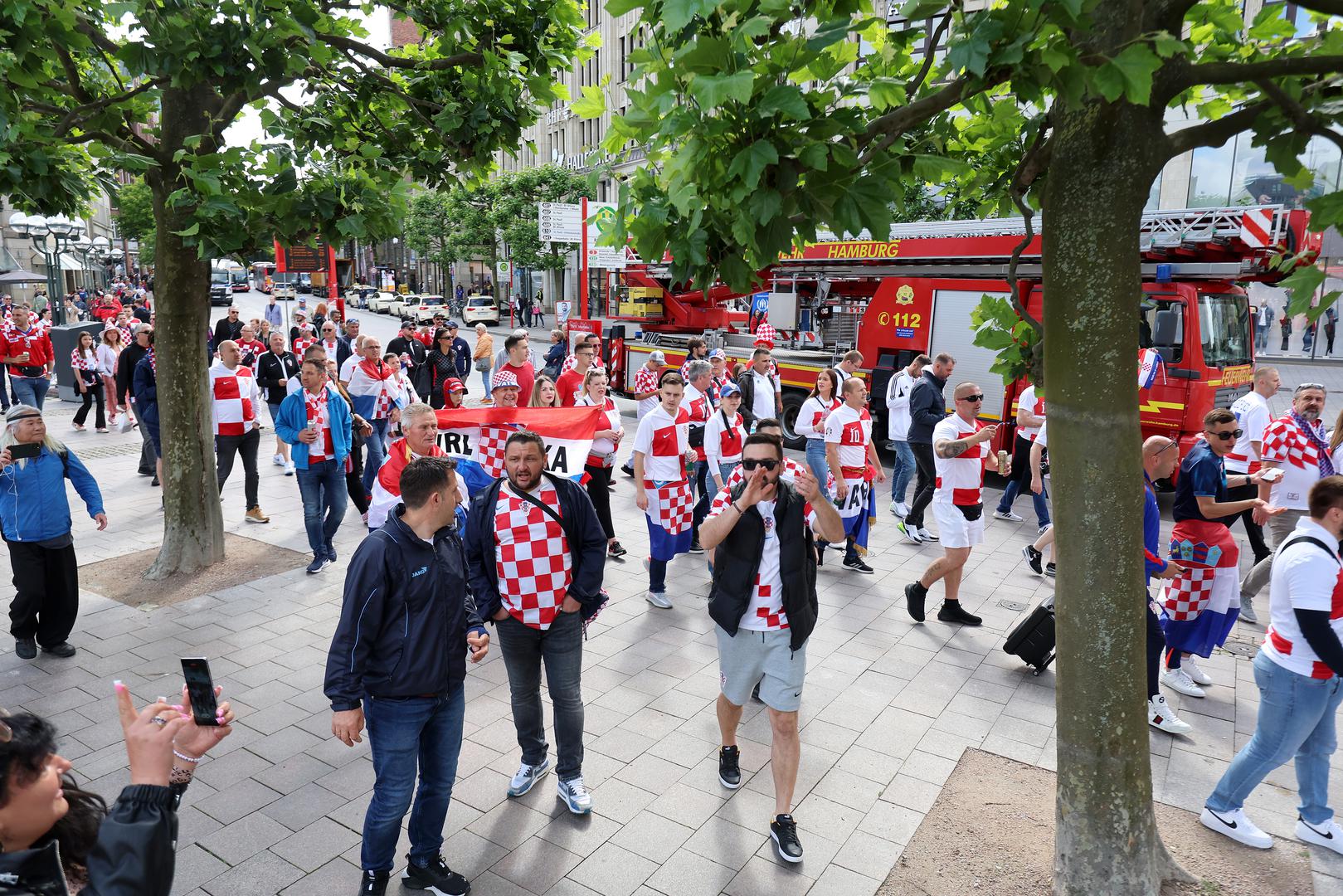 Hrvatska nogometna reprezentacija u srijedu igra utakmicu drugoga kola grupne faze Europskog prvenstva. Protivnik im je reprezentacija Albanije s kojom će se susresti na Volksparkstadionu u Hamburgu. 