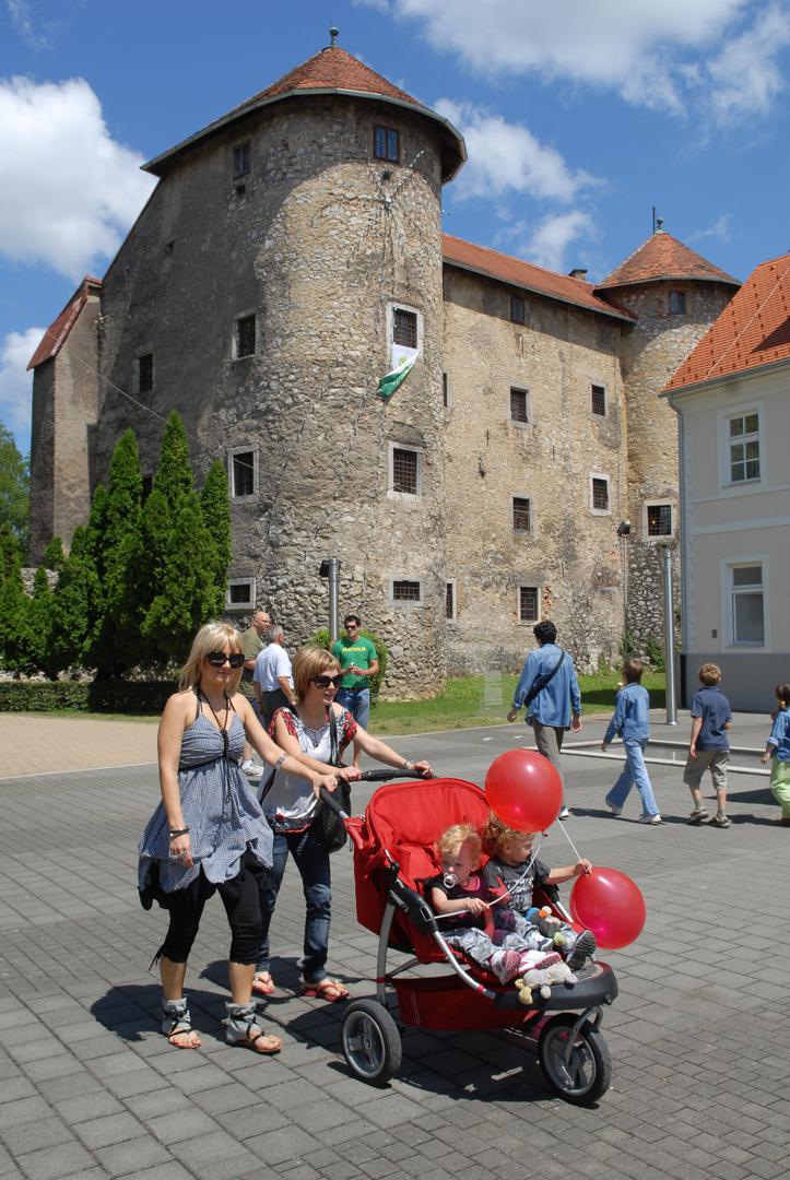 U samom središtu Ogulina atraktivno je turističko odredište Stari grad