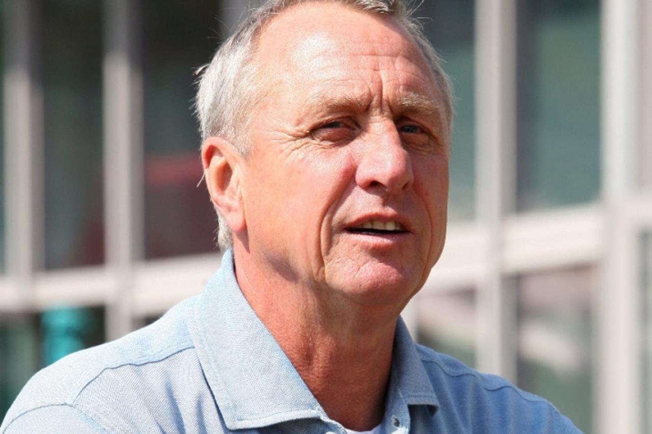 'cruyff_nnn_spo_010312'