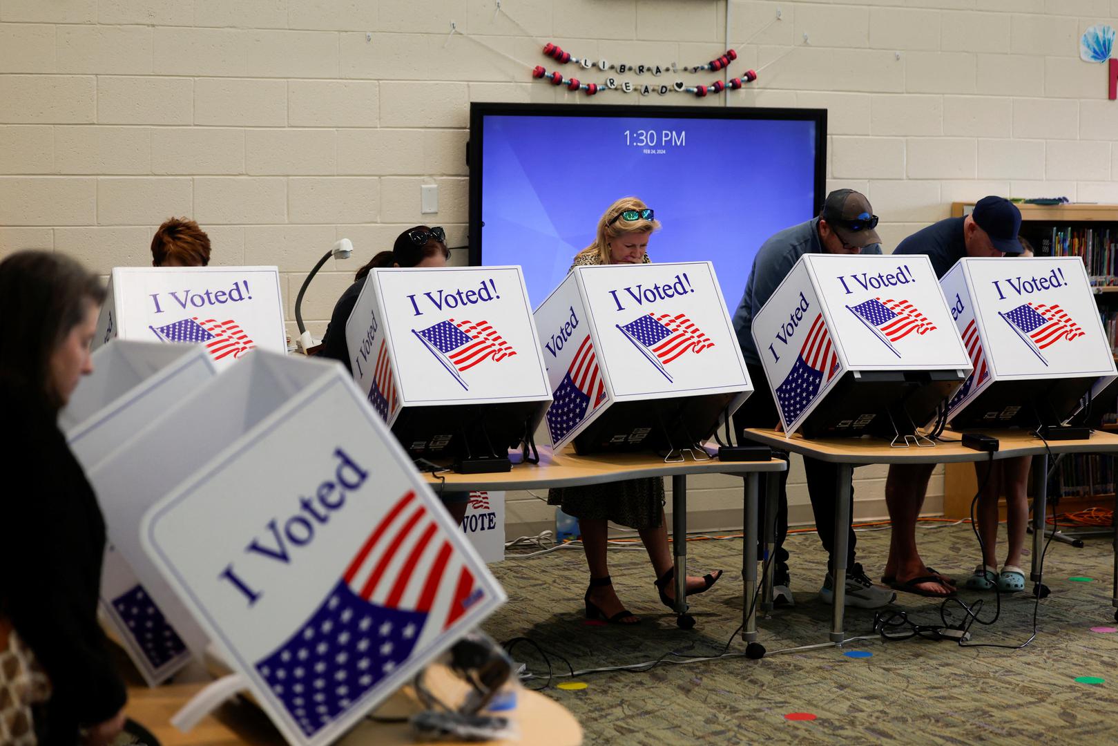 People vote in the South Carolina Republican presidential primary election, at the Jennie Moore Elementary School, in Mount Pleasant, South Carolina, U.S., February 24, 2024. REUTERS/Evelyn Hockstein Photo: Evelyn Hockstein/REUTERS