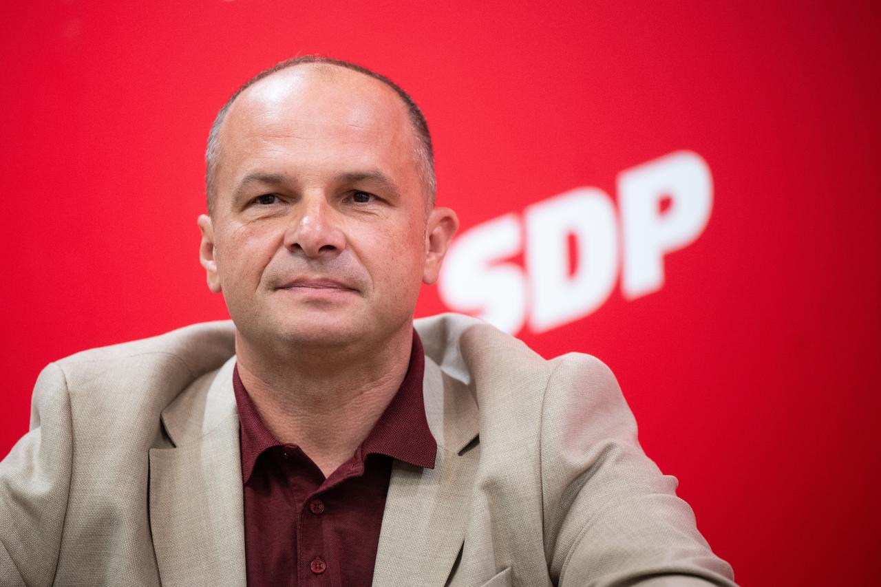 Ovo je petero kandidata za predsjednika SDP-a, izbori su sutra