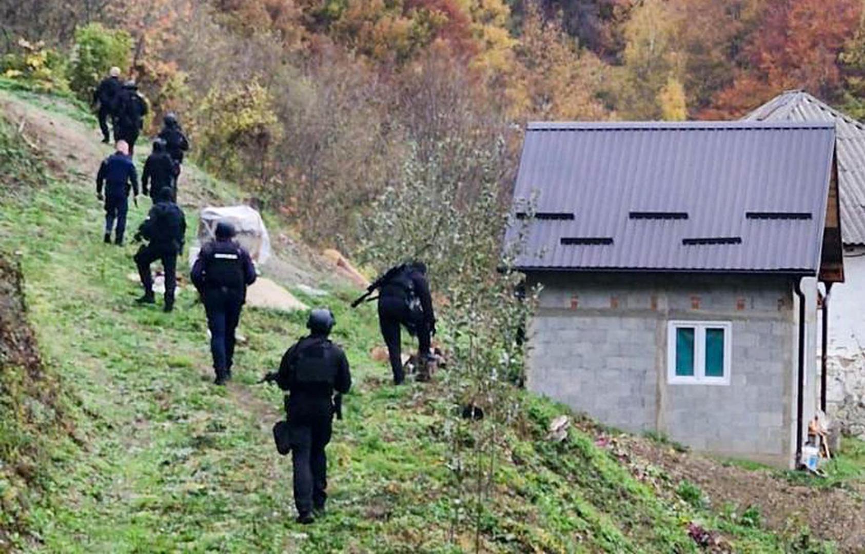 03, November, 2024, Prijepolje - Members of the Ministry of Internal Affairs are intensively searching for Alija Balijagic, for whom an Interpol warrant has been issued for a double murder in Montenegro, and who was located yesterday in the vicinity of Prijepolje and was seen in a village near the border with Montenegro. Photo: OMK MUP Republike Srbije/ATAImages

03, novembar, 2024, Prijepolje - Pripadnici Ministarstva unutrasnjih poslova intenzivno tragaju za Alijom Balijagicem, za kojim je raspisana Interpolova poternica zbog dvostrukog ubistva u Crnoj Gori, a koji je juce lociran u okolini Prijepolja i vidjen u jednom selu u blizini granice sa Crnom Gorom. Photo: OMK MUP Republike Srbije/ATAImages Photo: OMK MUP Republike Srbije/ATAImages/PIXSELL