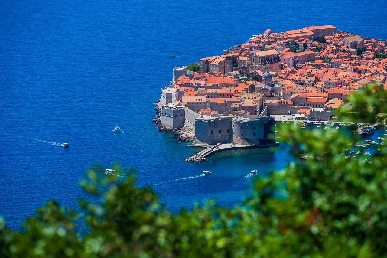 Panorama Dubrovnika i okolice sa Srđa