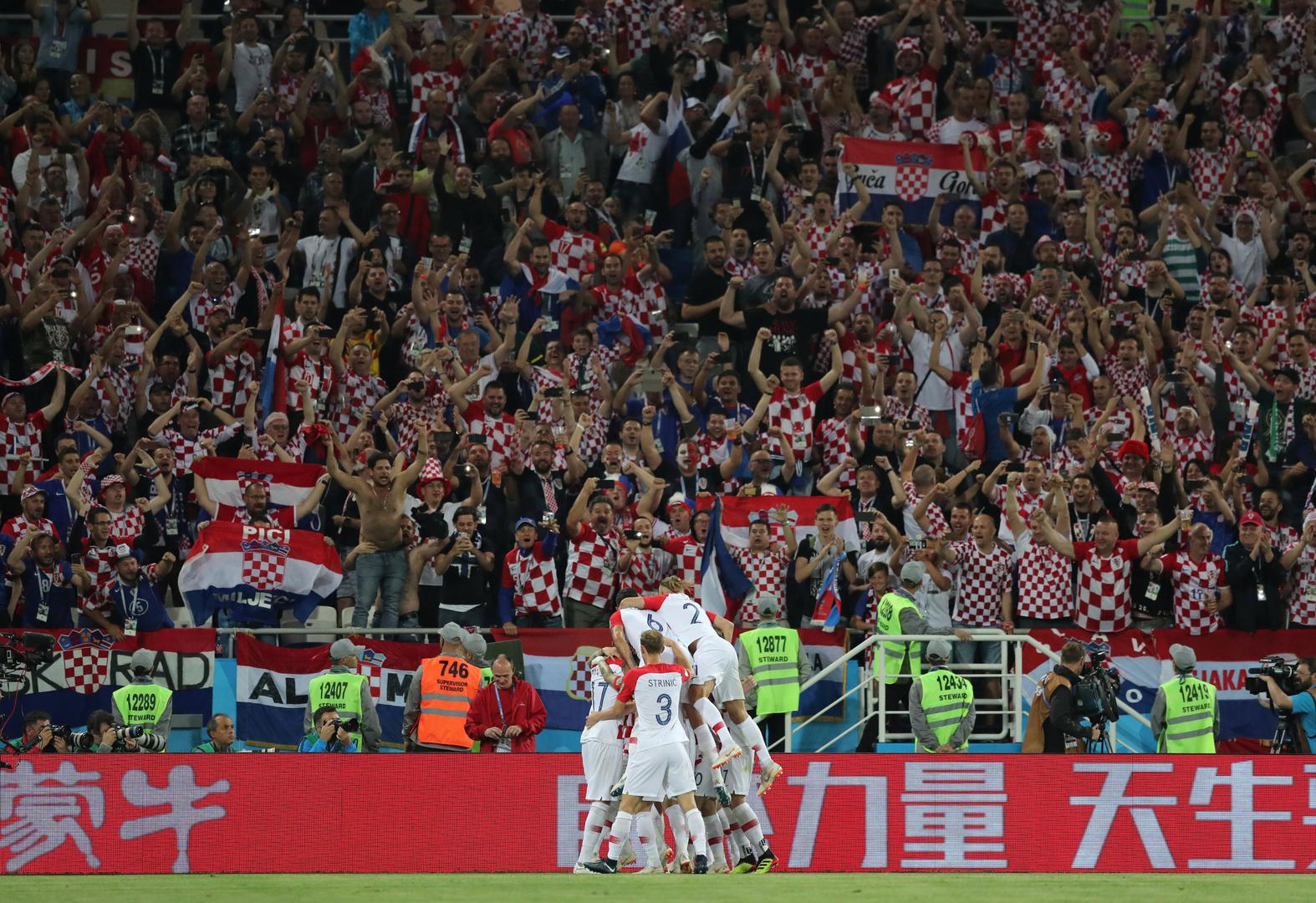 Hrvatska nogometna reprezentacija je na otvaranju Svjetskog prvenstva u Kalinjingradu igrala na 'domaćem terenu'.