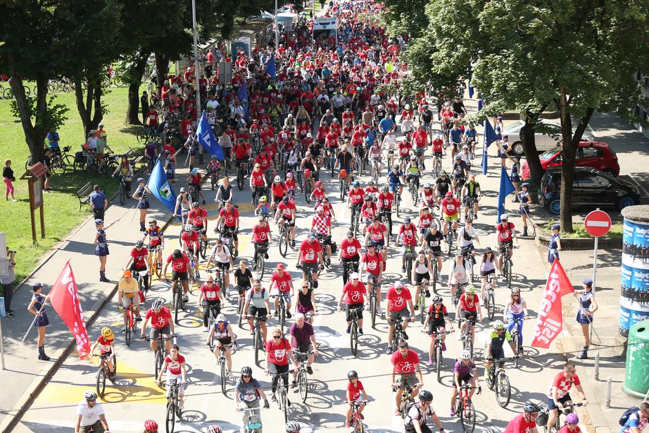 Zagreb: Pogled iz zraka na sudionike 42. Večernjakove biciklijade