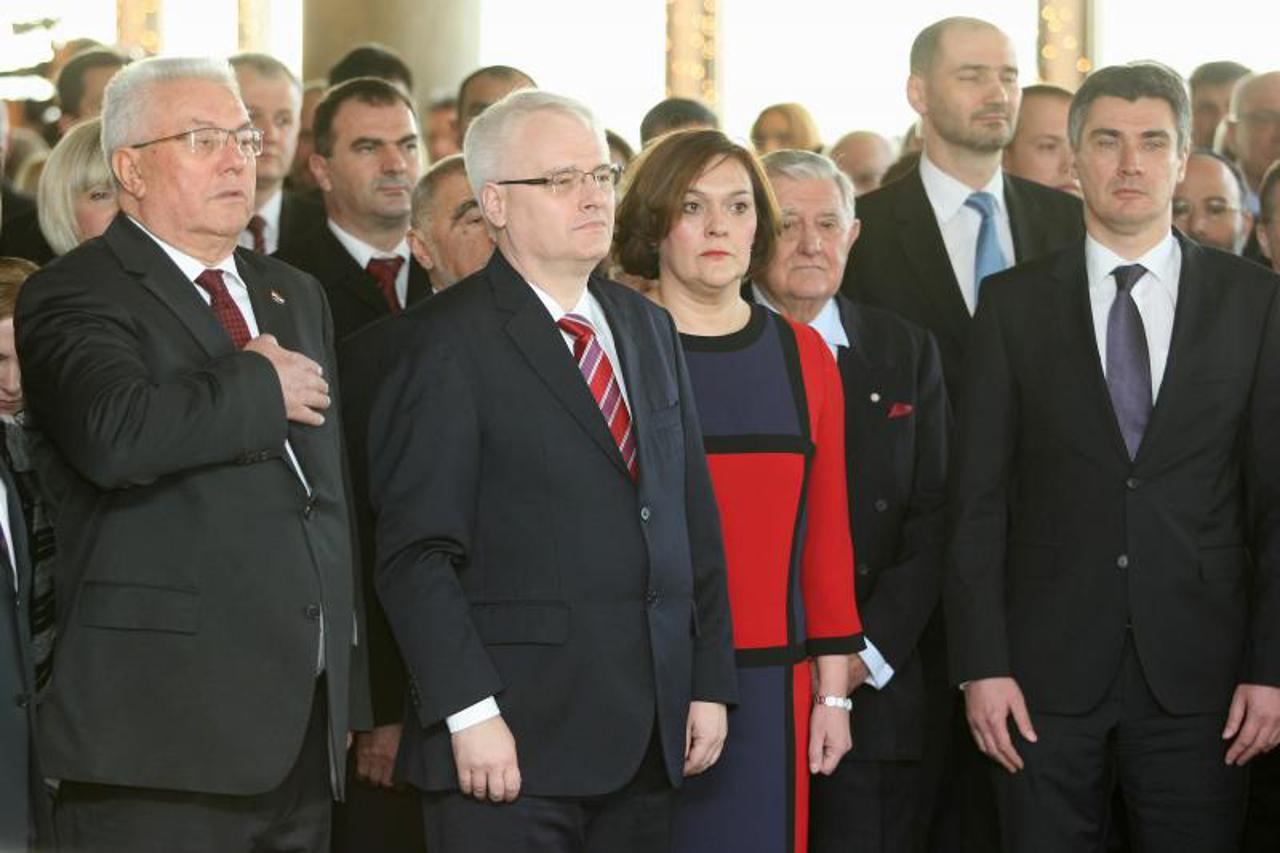 domjenak, ivo josipović (1)