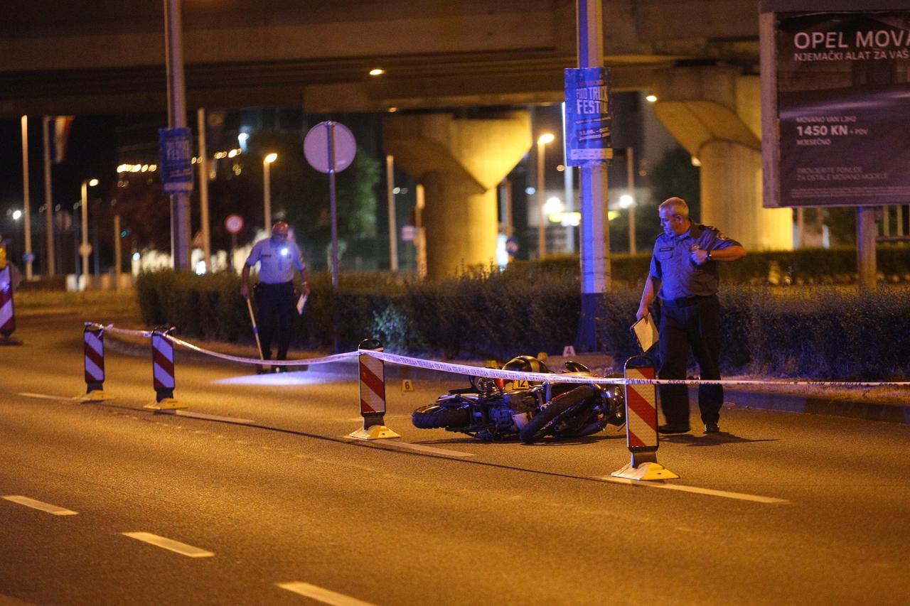 Zagreb: U prometnoj nesreći poginuo je motociklista