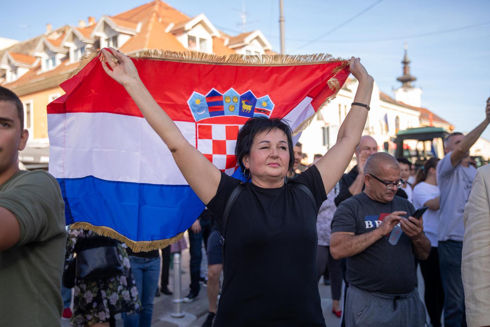 29.10.2023., Vinkovci - Prosvjed svinjogojaca u Vinkovcima zbog africke svinjske kuge. Photo: Borna Jaksic/PIXSELL