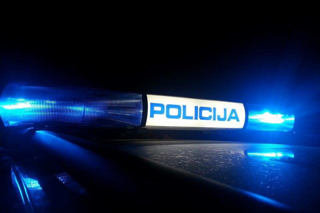 policija