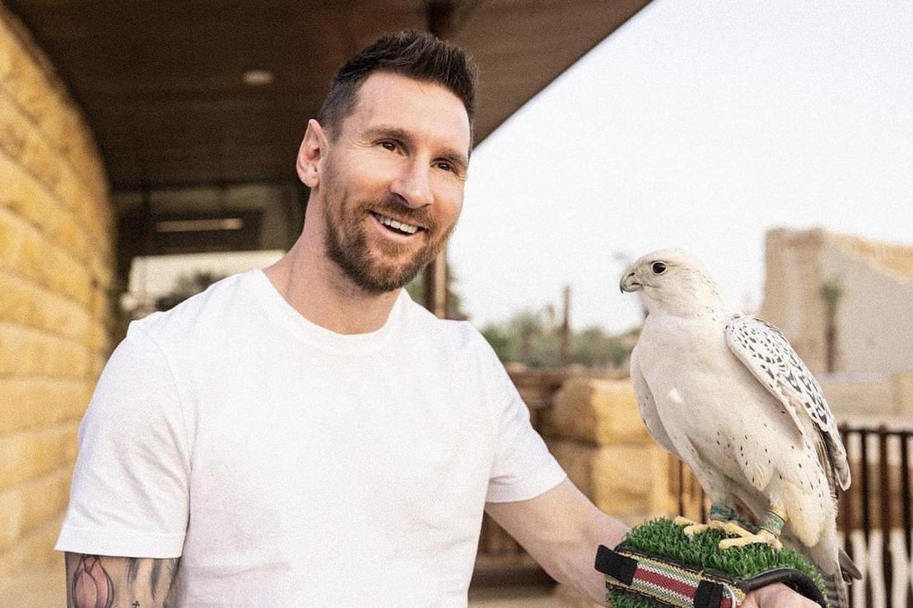 Lionel Messi et le PSG : ce voyage en Arabie Saoudite qui fait polémique.