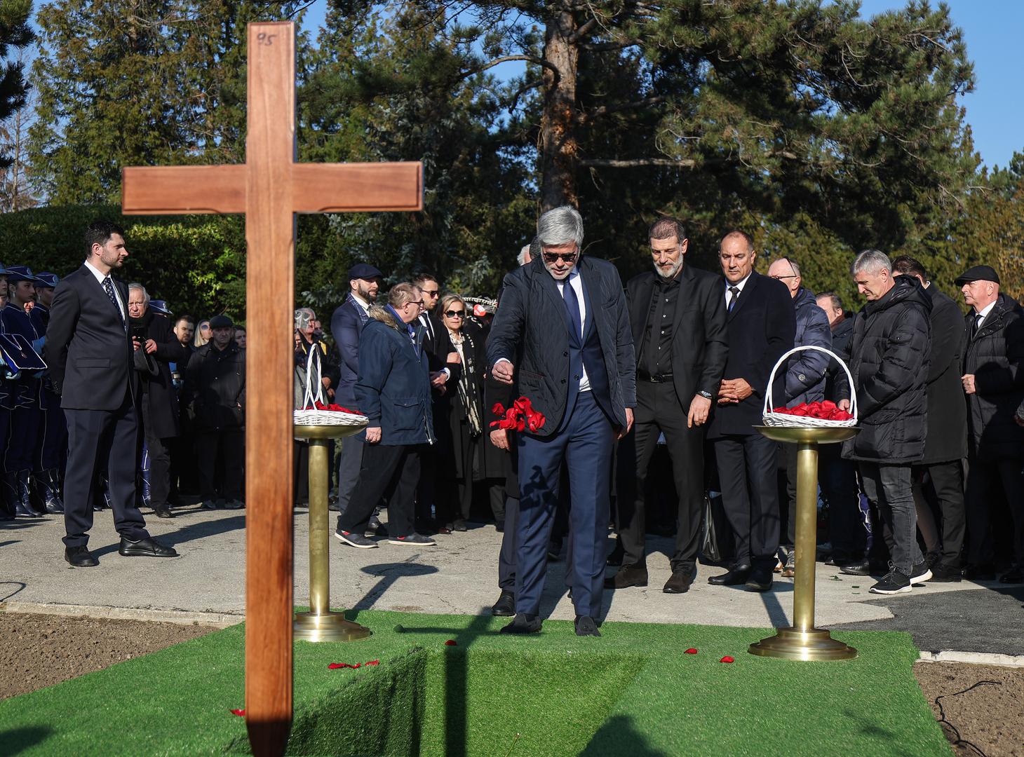 15.02.2023., Zagreb - Posljednji ispracaj Miroslava Cire Blazevica u Aleji velikana na groblju Mirogoj. Aljosa Asanovic Photo: Luka Stanzl/PIXSELL