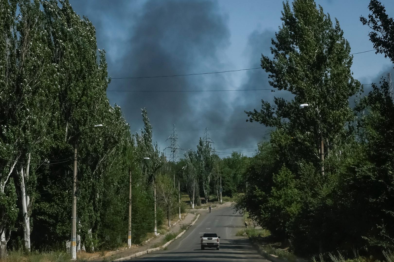 Smoke rises after recent Russian air strikes, in the town of Toretsk, amid Russia's attack on Ukraine, near a front line in Donetsk region, Ukraine July 3, 2024. REUTERS/Alina Smutko Photo: ALINA SMUTKO/REUTERS