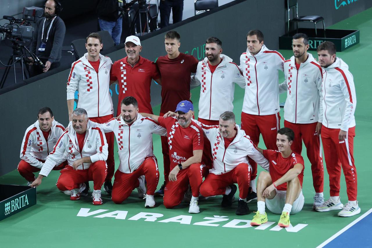 Varaždin: Davis cup, slavlje igrača hrvatske reprezentacije nakon pobjede od 4:0