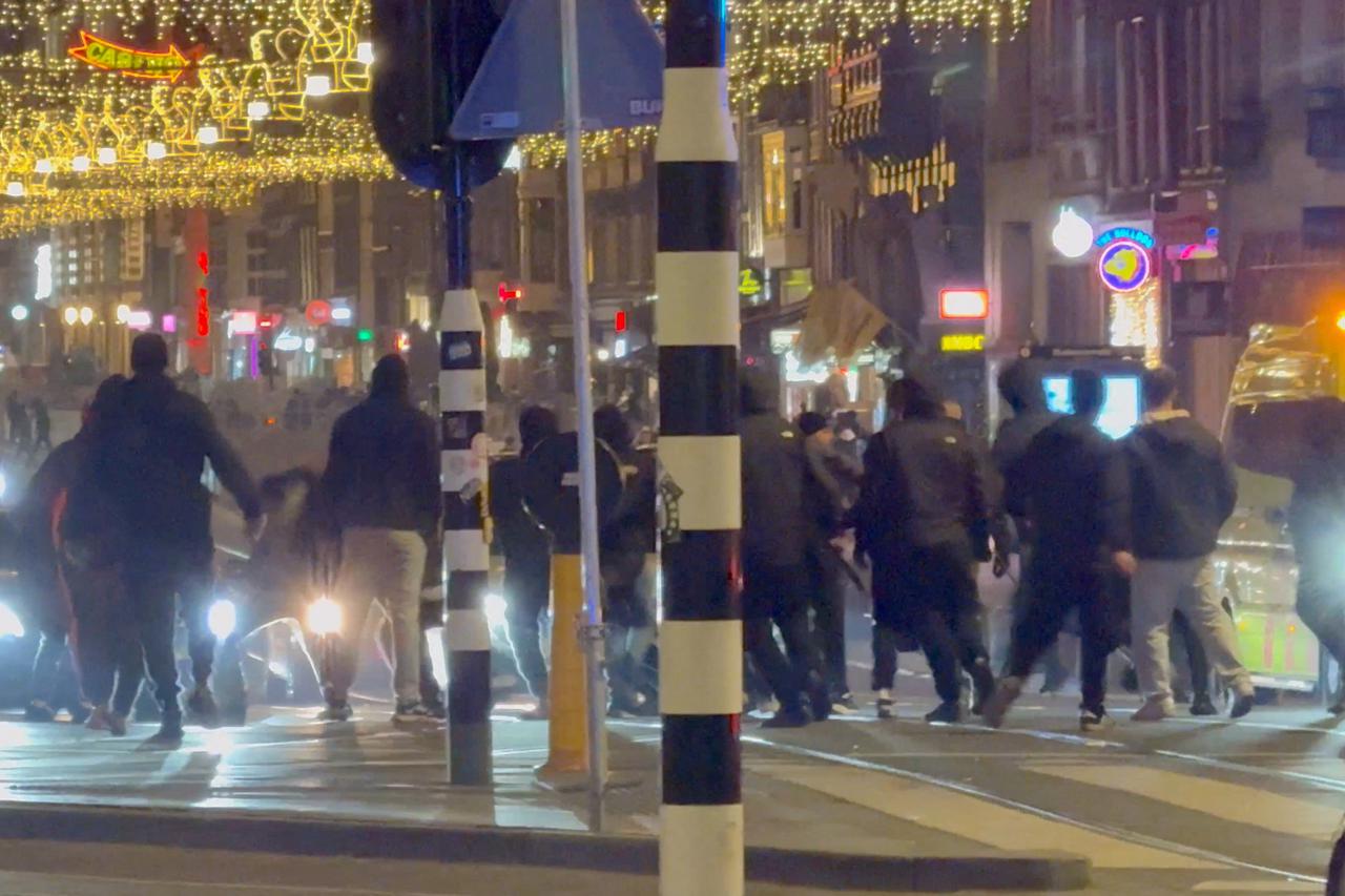 Youth clash with Israeli football fans outside Amsterdam Central station