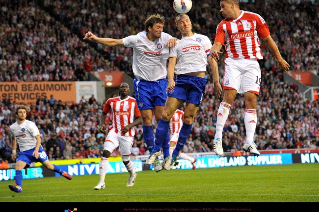 'Stoke City\'s Jonathan Walters (right) outjumps Hajduk Split\'s Hrvoje Vejic (left) and Srdan Andric Photo: Press Association/Pixsell'