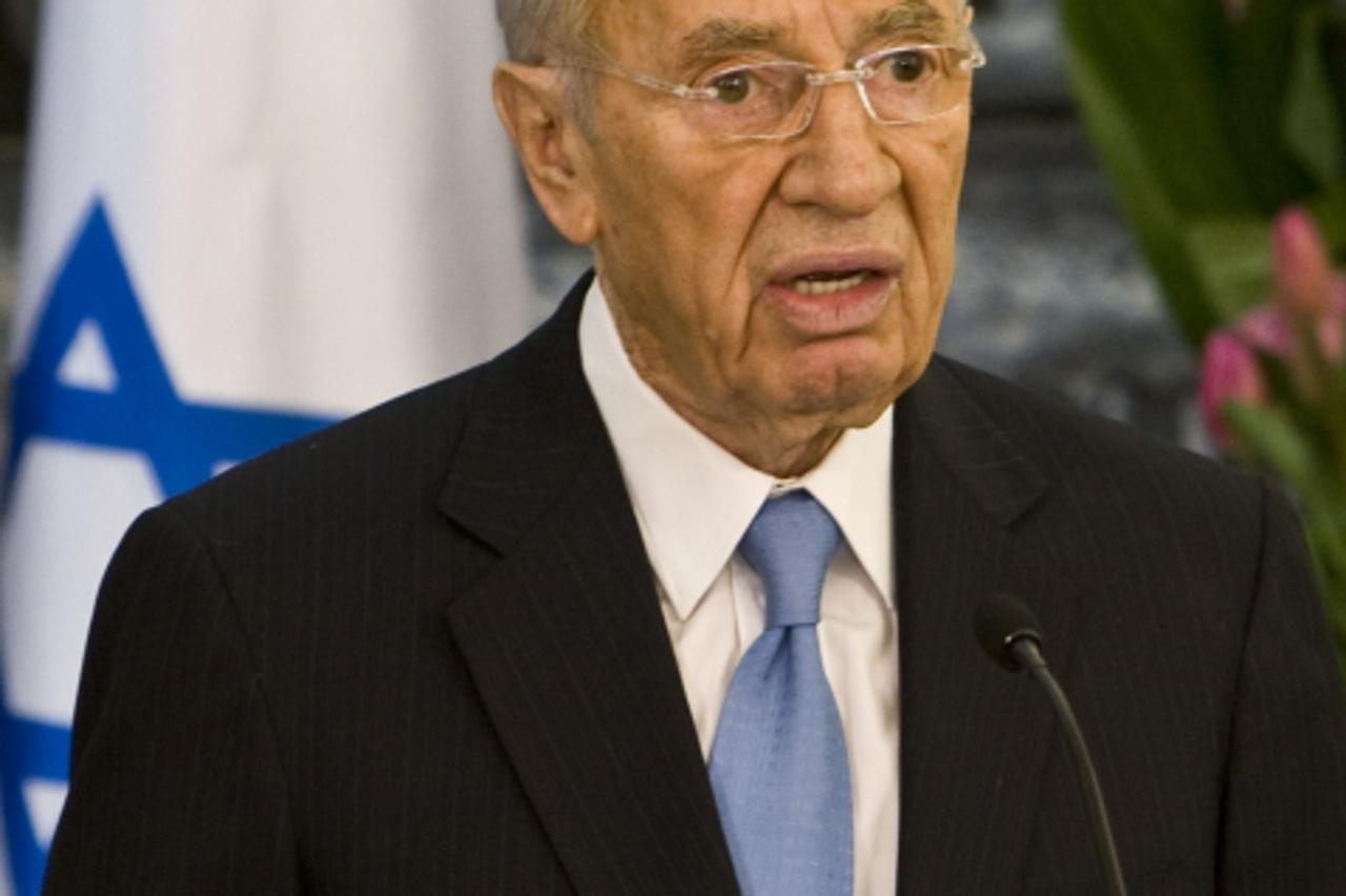 shimon peres