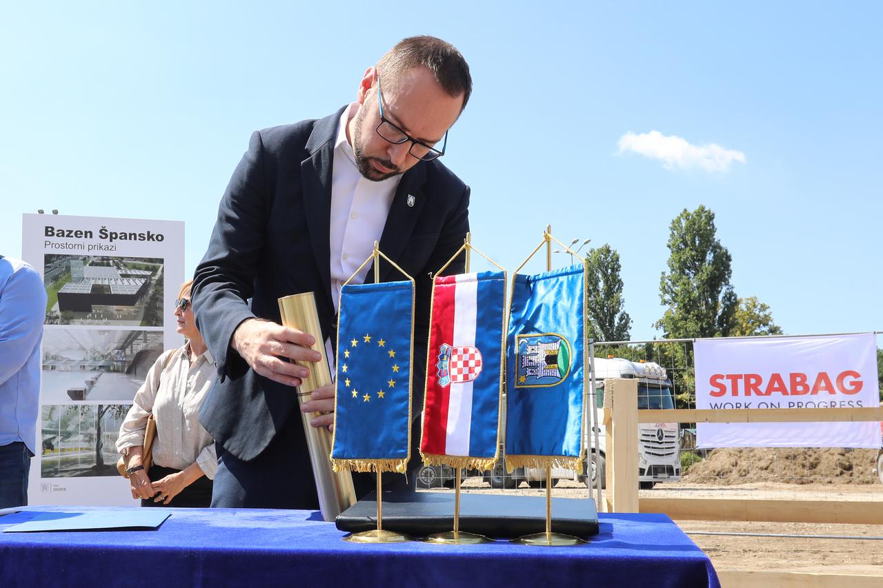 Zagreb: Obilježavanje početka radova na izgradnji zatvorenog bazenskog kompleksa Špansko-Oranice