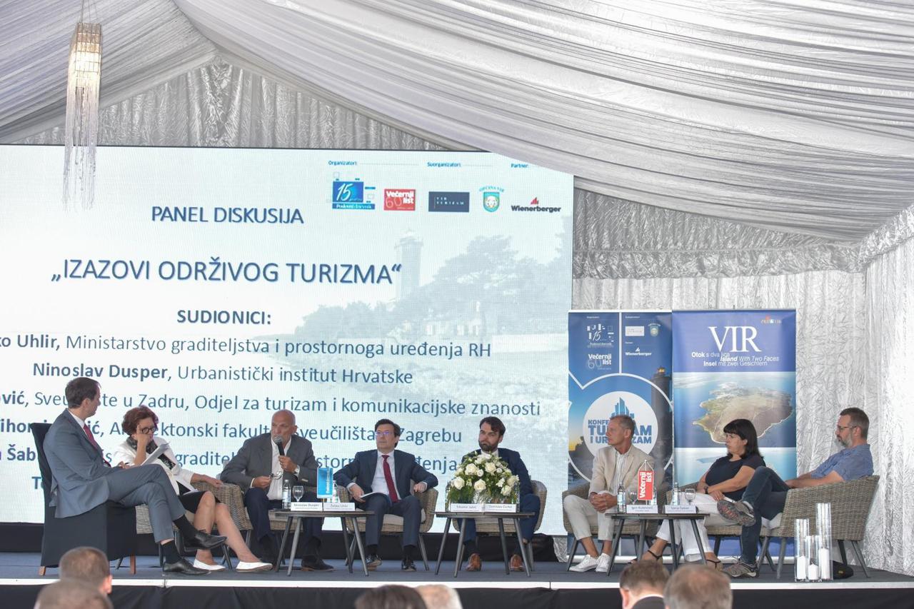 Panel Nives Kozulić, Ninoslav Dusper, Željko Uhlir, Tihomir Jukić, Tomislav Ćurko, Sanja Šaban, Igor Kulenović