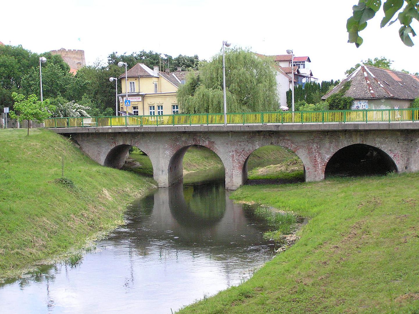 22. Valpovo - 40, 4 °C - 20.7.2007.
