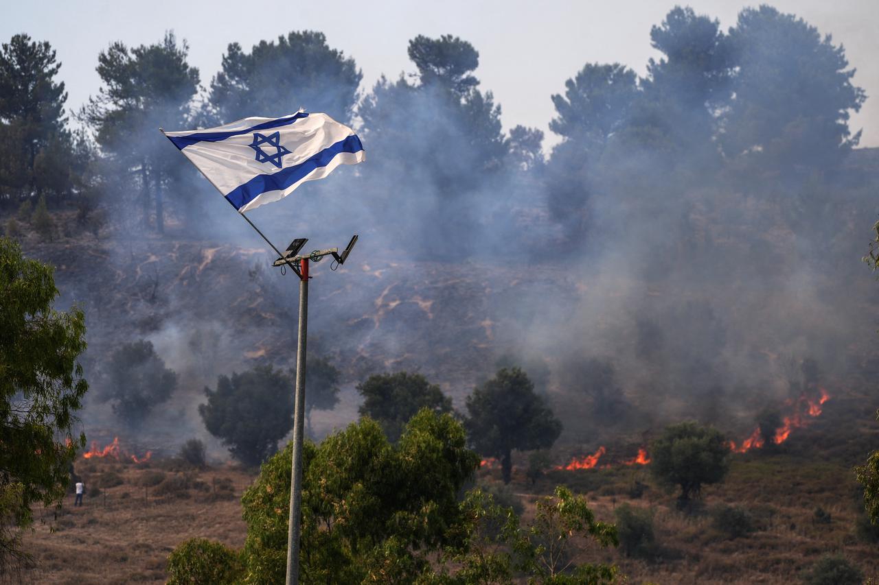 Fire following over border rockets launching to Israel from Lebanon, amid ongoing cross-border hostilities between Hezbollah and Israeli forces, in northrn Israel