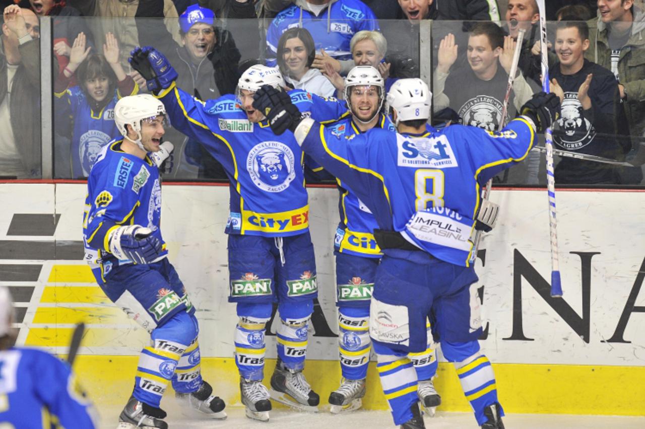 '04.03.2010., Zagreb - Hokejaska utakmica EBEL lige, Ledena dvorana Doma sportova, cetvrtfinale, 6 utakmica playoffa. KHL Medvescak Zagreb - Moser Medical Graz 99ers. Thomas Guidarelli. Photo: Antonio