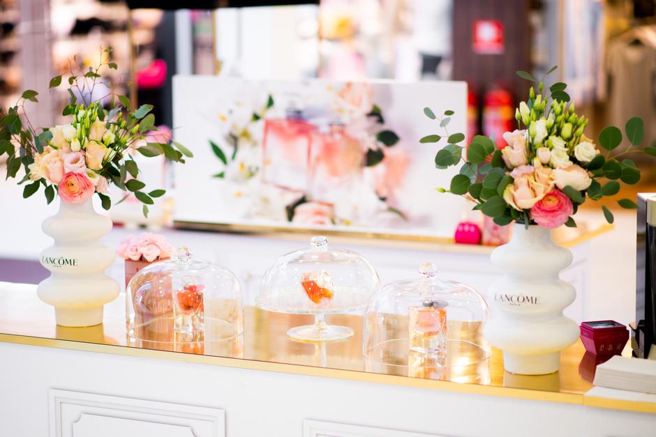 Flower Bar by Lancôme