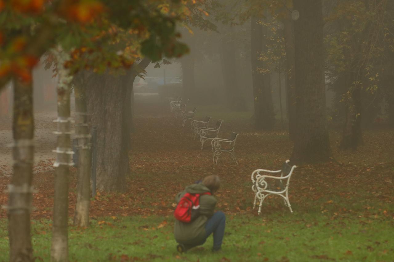 Karlovac: Gusta magla okovala grad