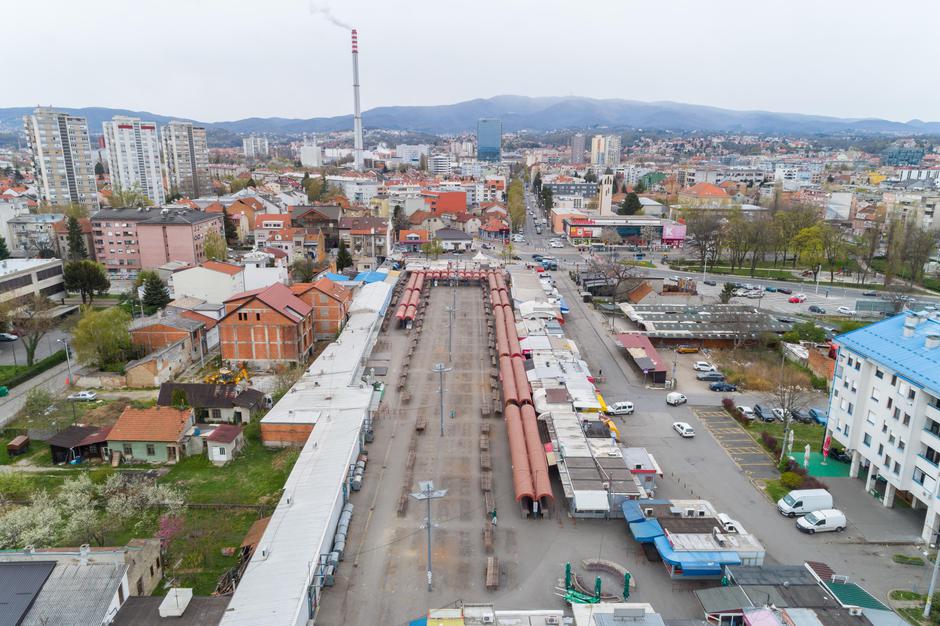 Zagreb: Tržnica na Trešnjevci snimljena bespilotnom letjelicom