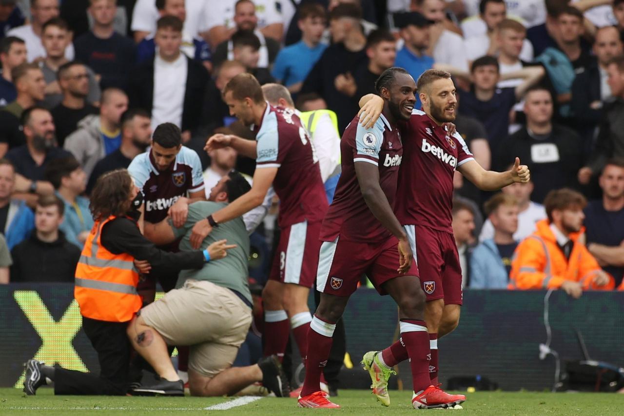 Premier League - Leeds United v West Ham United