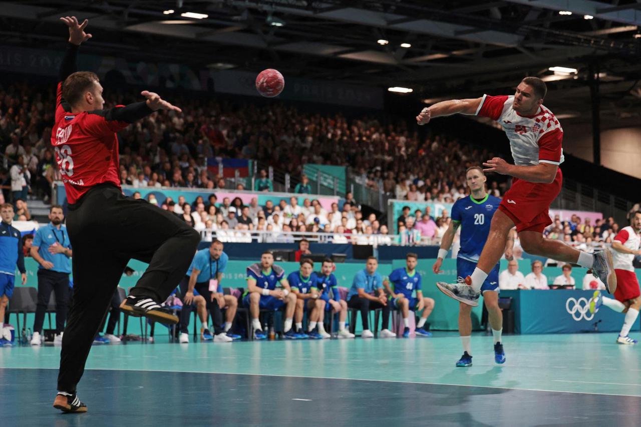 Handball - Men's Preliminary Round Group A - Slovenia vs Croatia