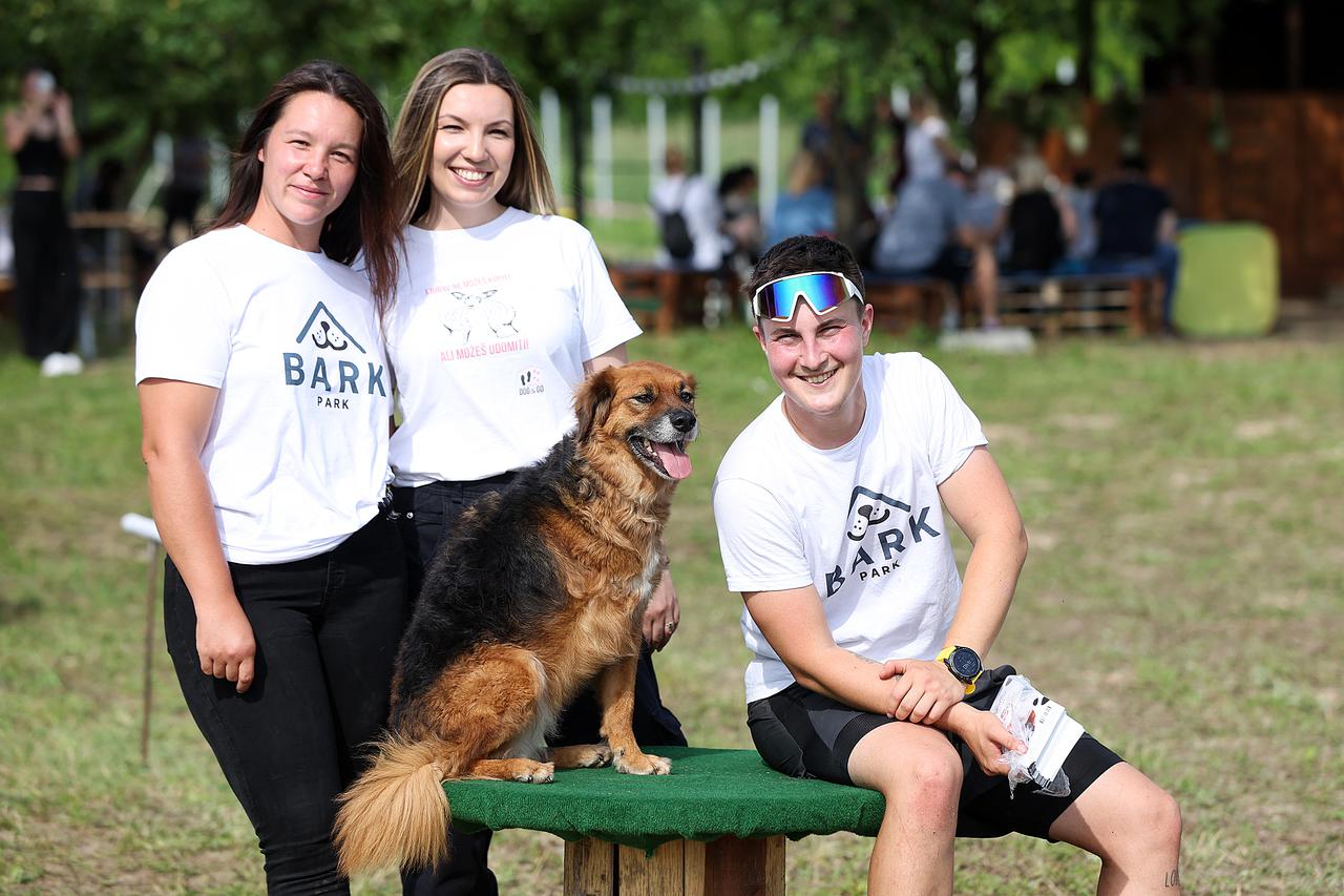 Zagreb: Svečano otvorenje privatnog parka za pse "Bark Park" i treća godisšnjica udruge DOG&GO