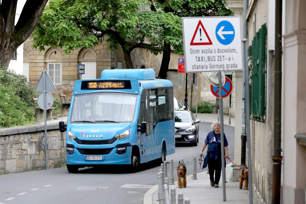 Zagreb: Iako je promet dozvoljen samo nekima, prolazak od Ilirskog trga do Gornjeg grada koriste mnogi