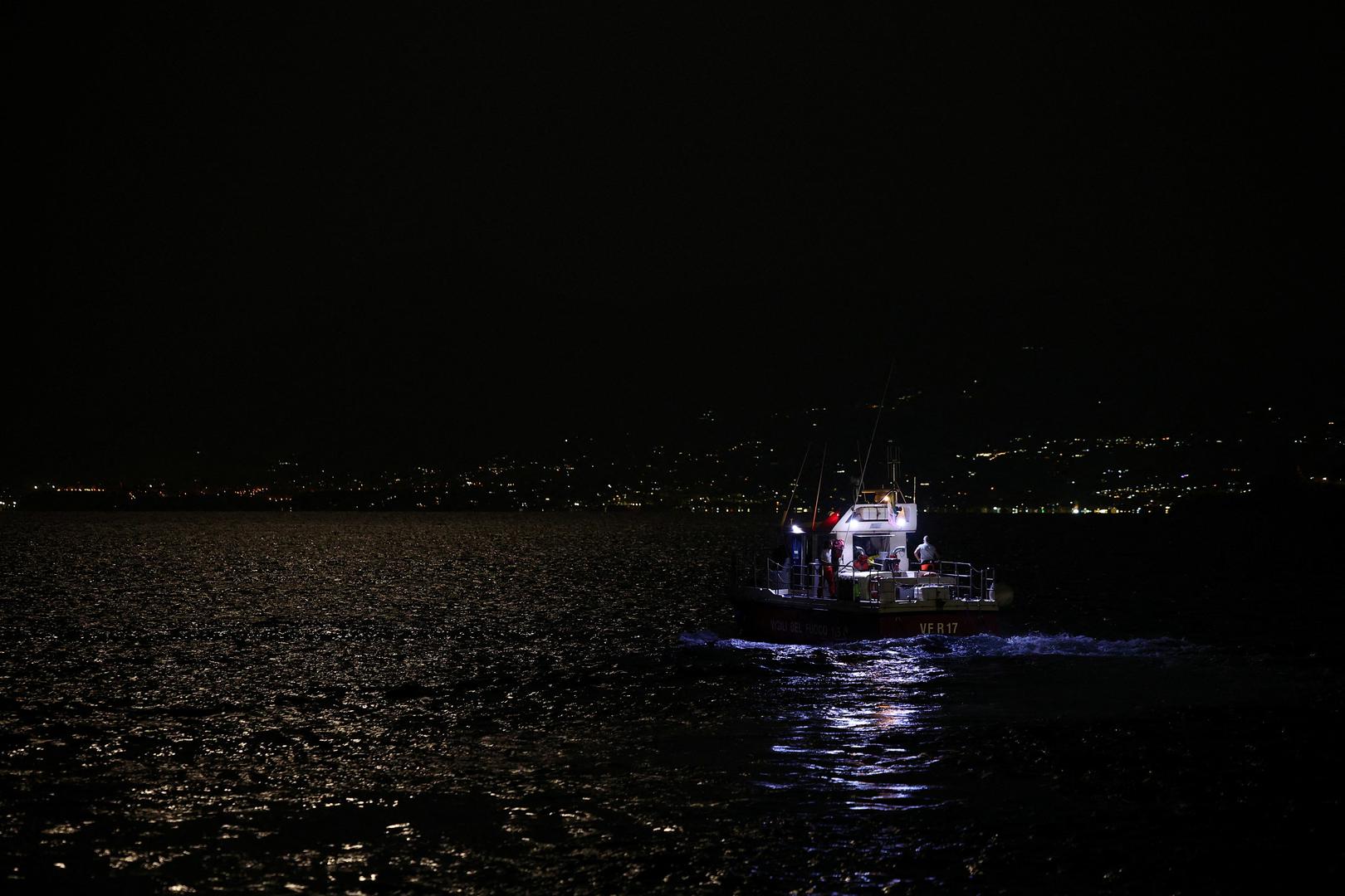 An emergency and rescue service boat sails on the sea near the scene where a luxury yacht sank, off the coast of Porticello, near the Sicilian city of Palermo, Italy, August 19, 2024. REUTERS/Guglielmo Mangiapane Photo: GUGLIELMO MANGIAPANE/REUTERS