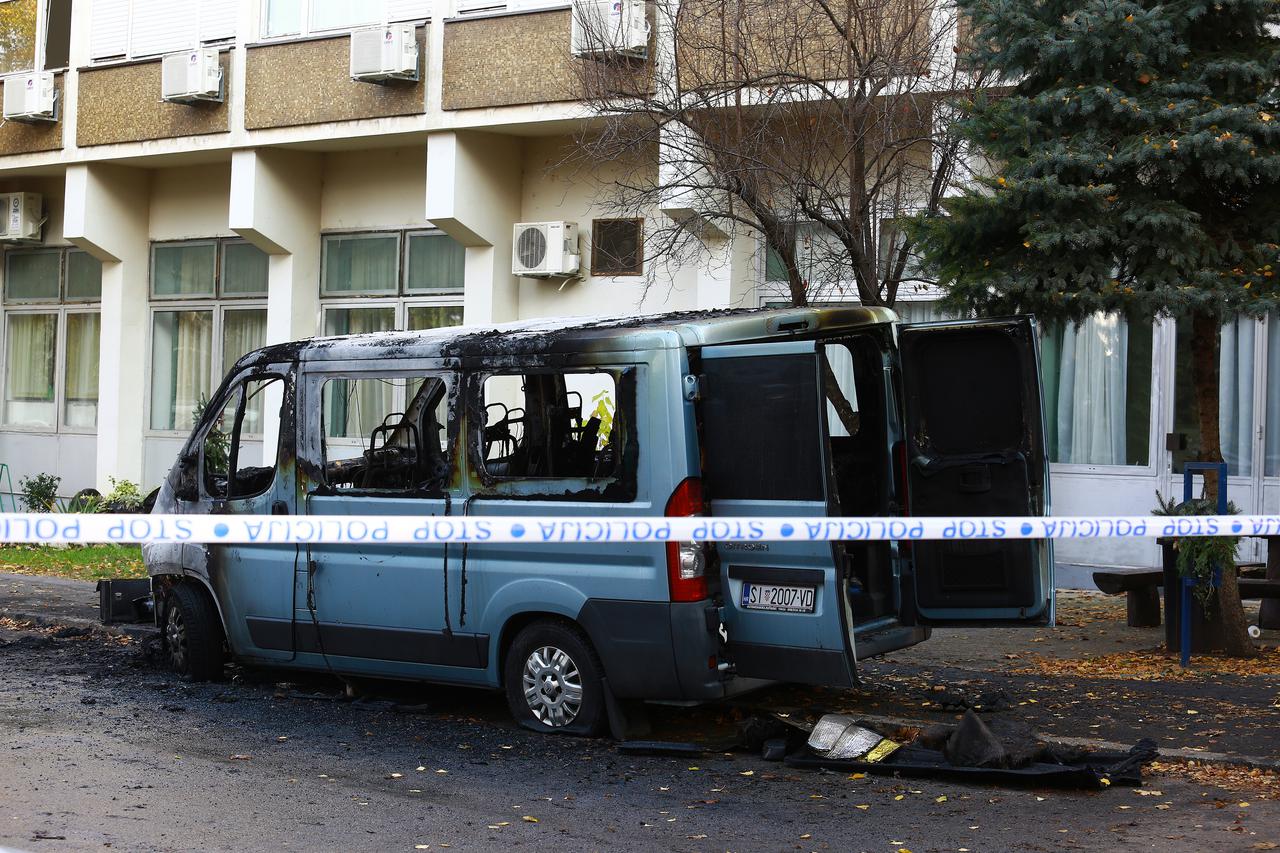 Zapalili kombi šibenskih tablica kojim su djeca došla na natjecanje