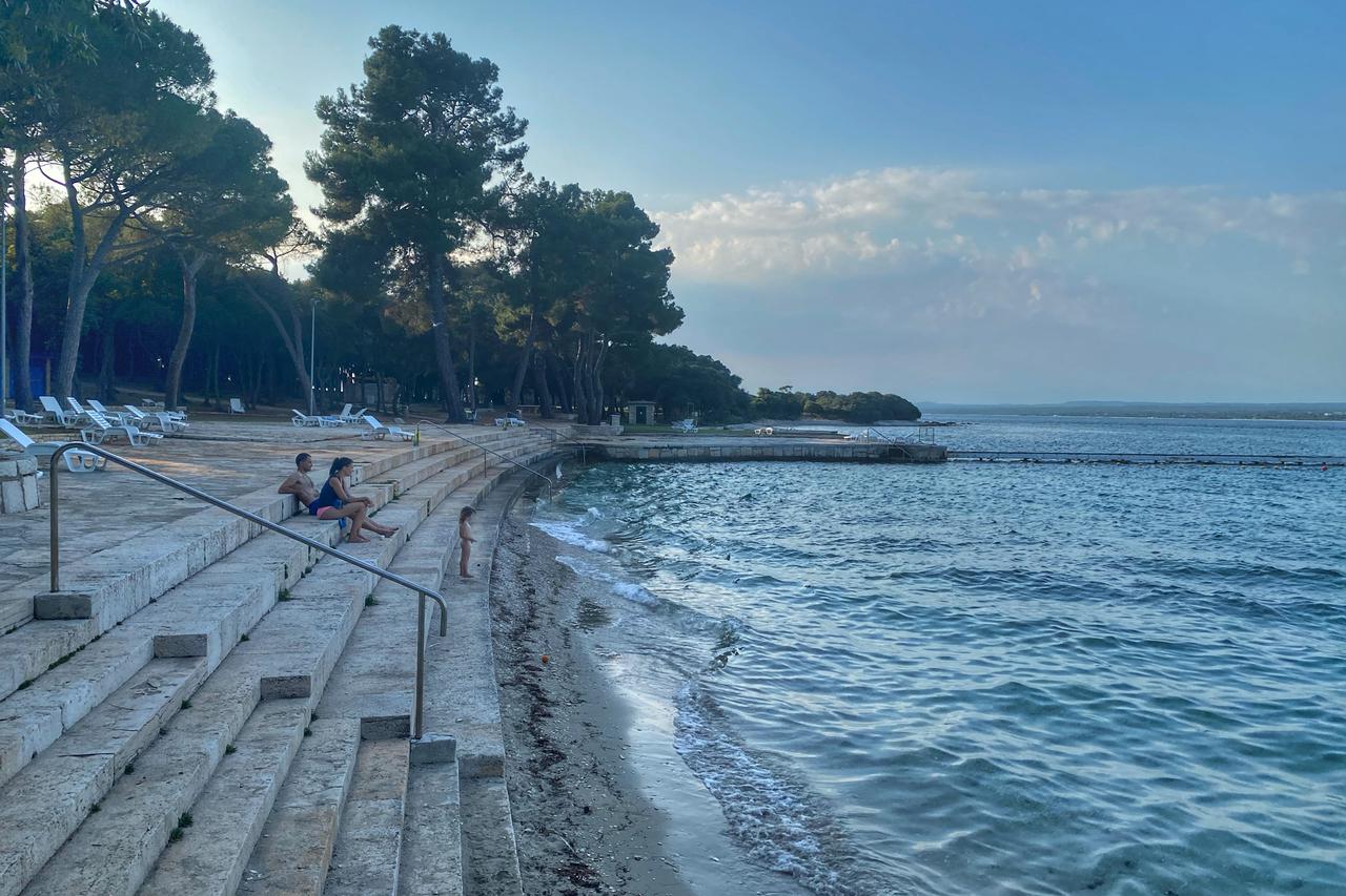 Plaža na Brijunima krajem lipnja 2020.