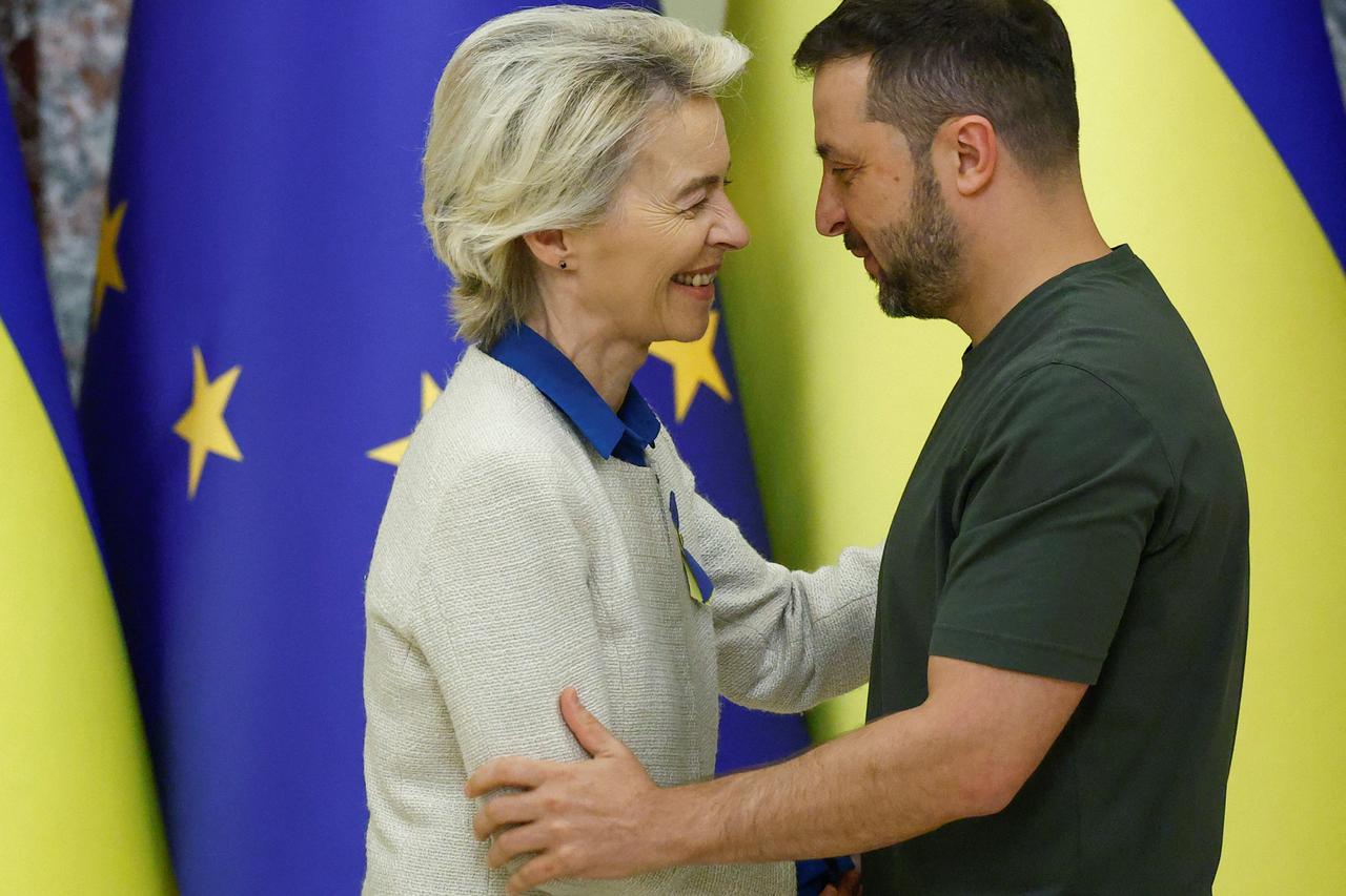 European Commission President Von der Leyen visits Kyiv