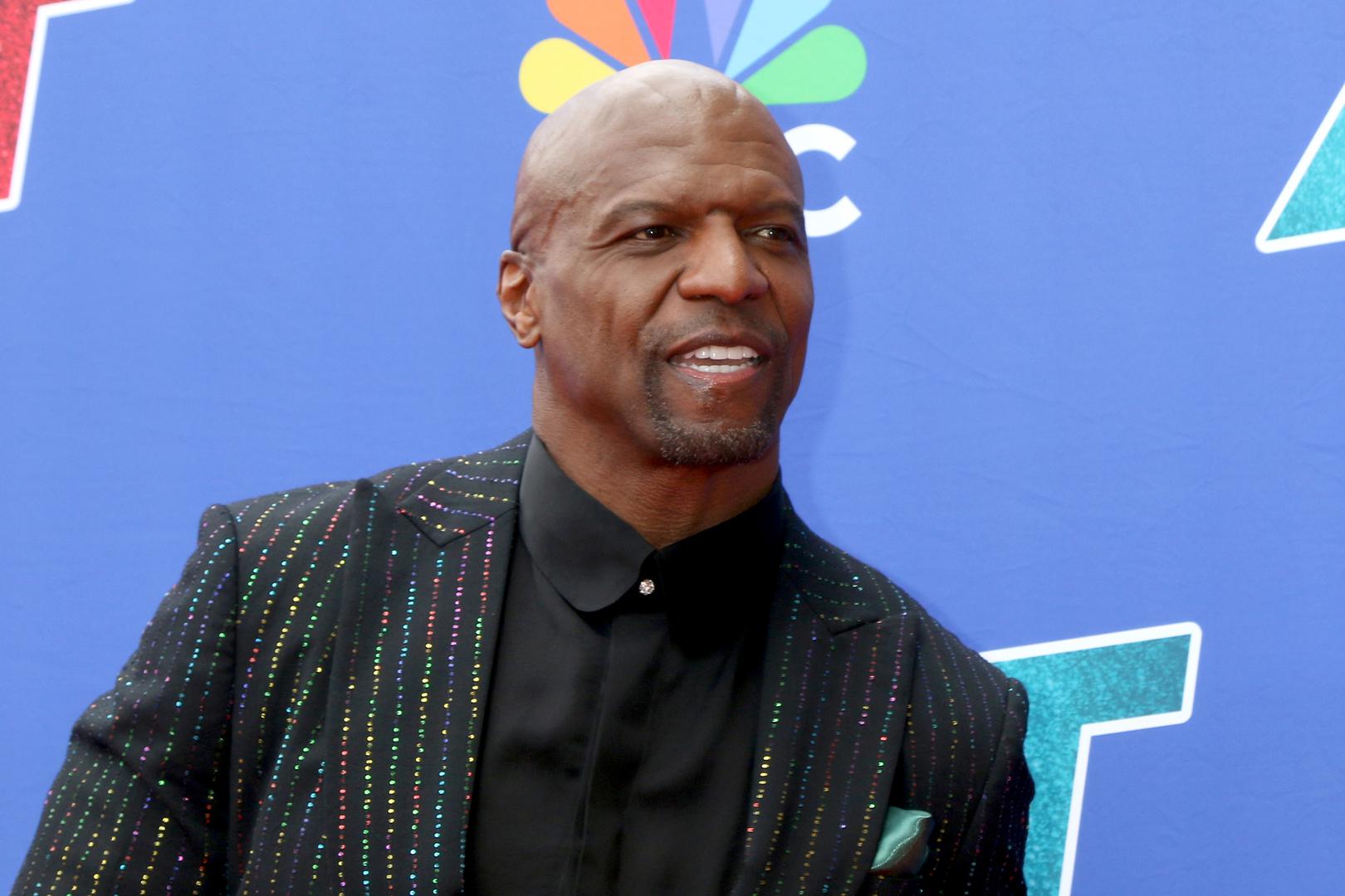 Terry Crews iz Michigana odabran je u 11. rundi NFL drafta 1991. godine. Tijekom svoje karijere, koja je trajala pet sezona, nastupao je za Rams, San Diego Chargers, Washington Redskins i Philadelphia Eagles u NFL-u te za Rhein Fire u NFL Europa.