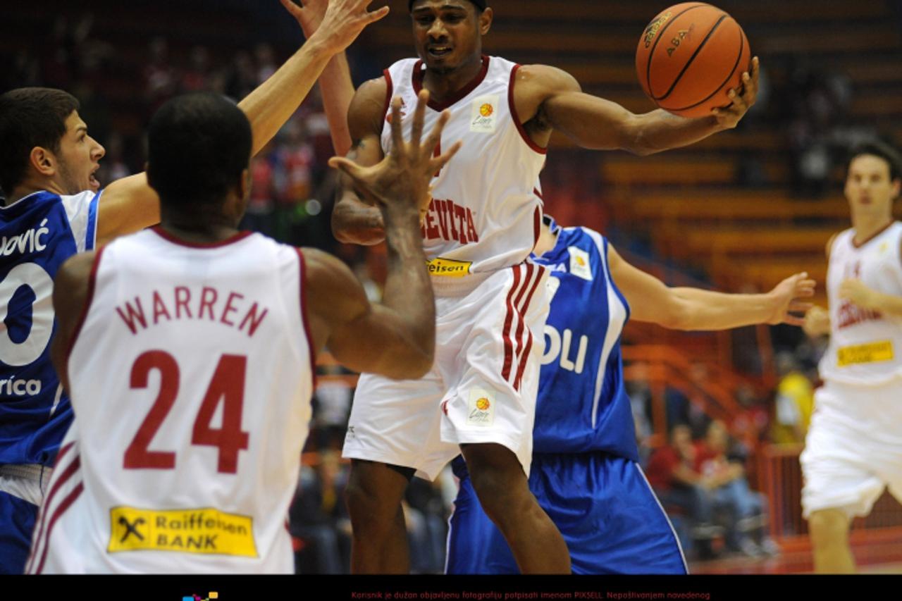 '07.10.2011., Zagreb - Kosarkaska utakmica, 1. kolo NLB lige,  KK Cedevita - KK Buducnost Voli. Dontaye Draper.  Photo: Daniel Kasap/PIXSELL'