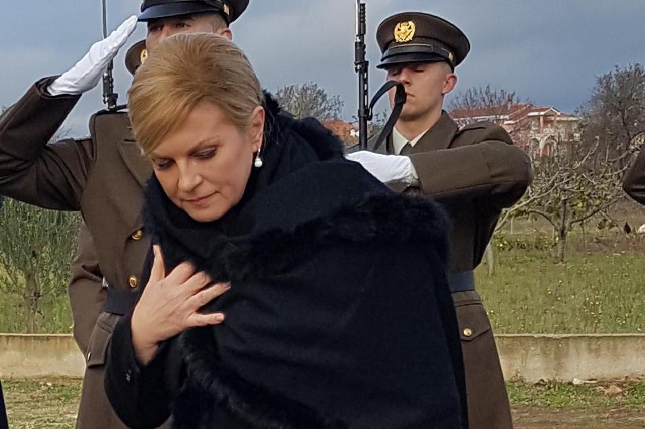 Kolinda Grabar - Kitarović u Škabrnji