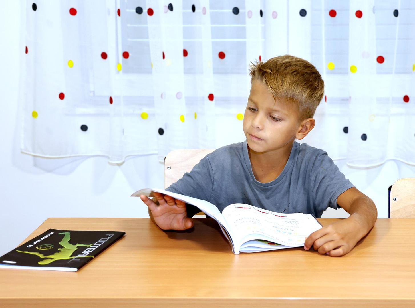 25.09.2024., Kaprije - Na otoku Kaprije je nakon 50 godina otvorena skola koju pohadja samo jedan ucenik Val Mudronja. Photo: Dusko Jaramaz/PIXSELL