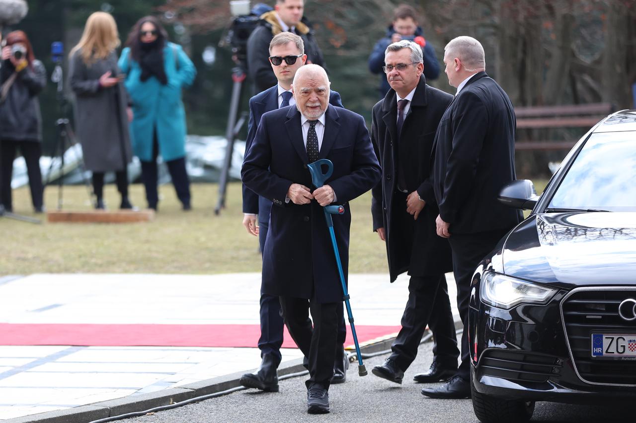 Zagreb: Dolazak uzvanika na inauguraciju predsjednika Zorana Milanovića