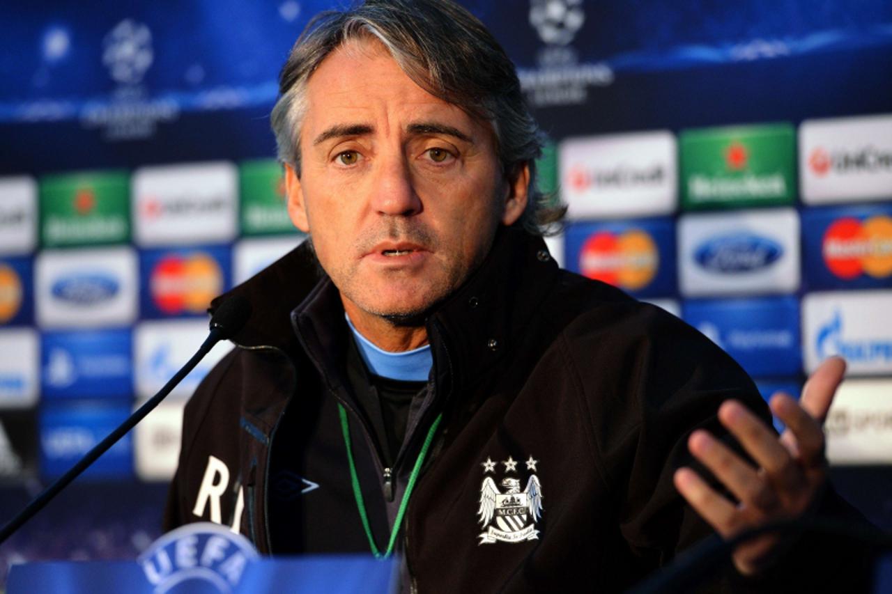 'Manchester City\'s Italian manager Roberto Mancini speaks during a press conference in Manchester, northwest England, on November 5, 2012 ahead of his team\'s UEFA Champions League Group D football m