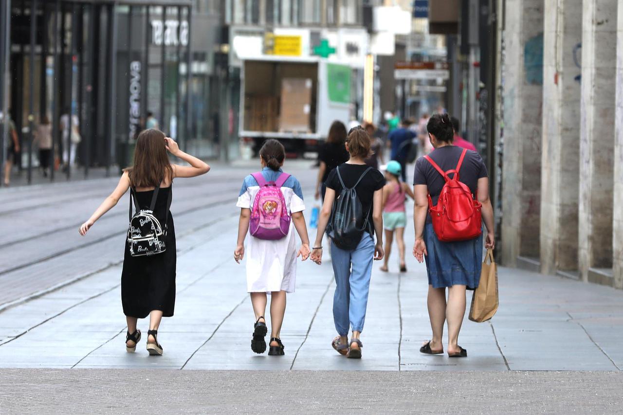 Za sve učenike osnovnih i srednjih škola u Hrvatskoj danas je zadnji dan škole