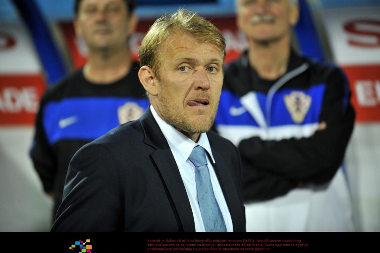 \'07.09.2010.,stadion u Maksimiru,Zagreb - Kvalifikacijska utakmica za Europsko prvenstvo 2012. godine.Hrvatska - Grcka. Robert Prosinecki. Photo: Antonio Bronic/PIXSELL\'