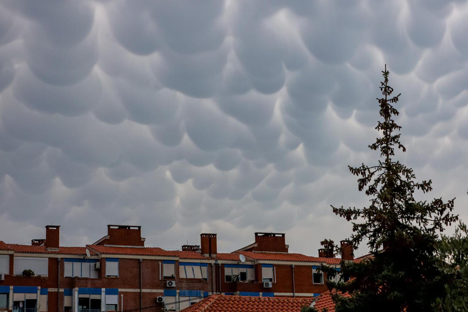 22.07.2023., Zadar  -  Oblaci nad Zadrom Photo: Sime Zelic/PIXSELL