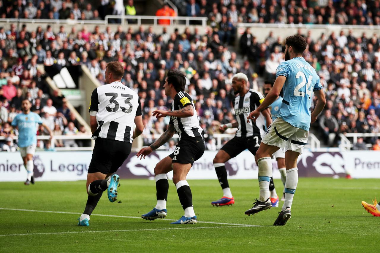 Premier League - Newcastle United v Manchester City