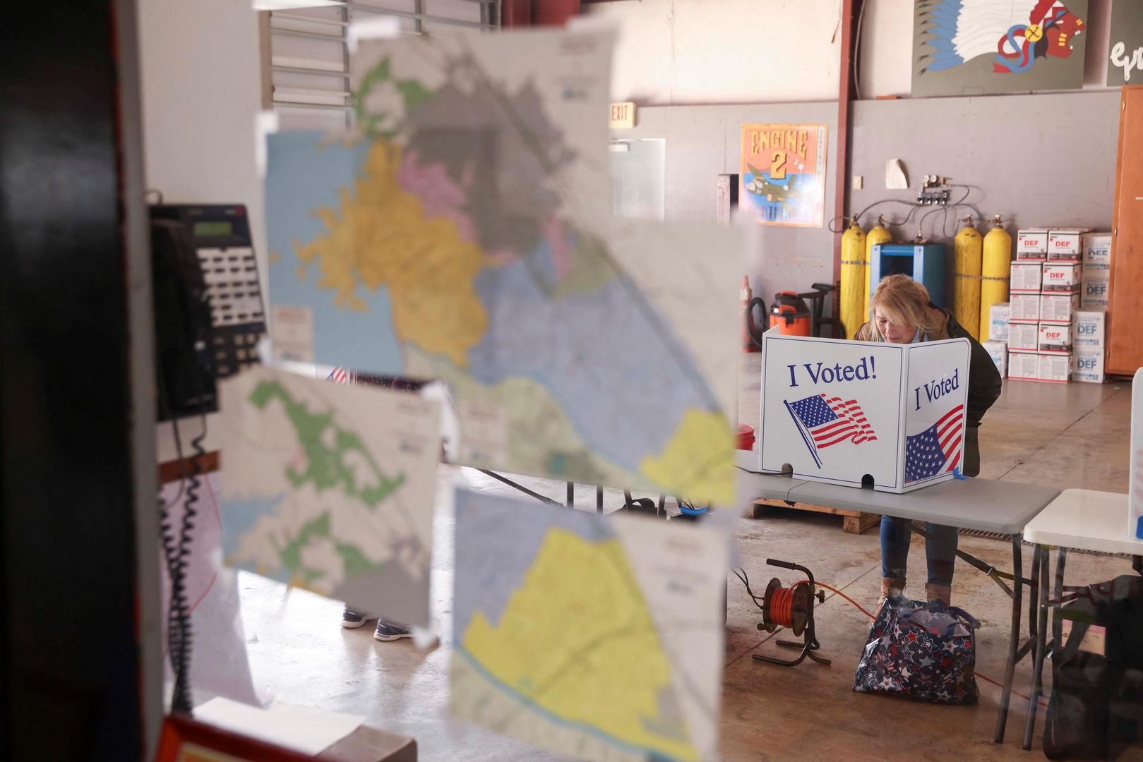 A persons casts their vote at the Northlake Fire Station during the Republican presidential primary election on Election Day, in Irmo, South Carolina, U.S. February 24, 2024. REUTERS/Alyssa Pointer Photo: Alyssa Pointer/REUTERS