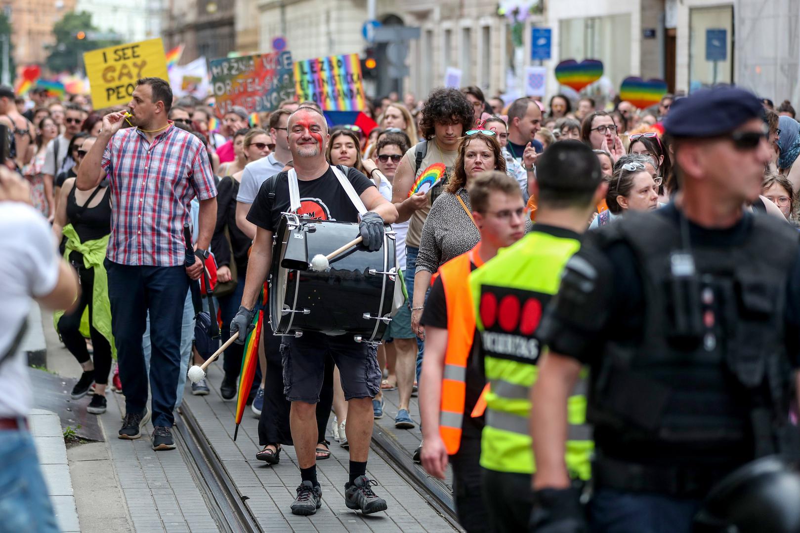 10.06.2022., Zagreb - 22. Povorka ponosa LGBTIQ+ zajednice, osoba i duginih obitelji Zagreb Pridea ove se godine odrzava pod sloganom "Zajedno za trans prava!". Photo: Matija Habljak/PIXSELL